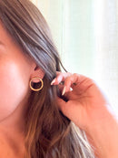 Brinco redondo ondulado